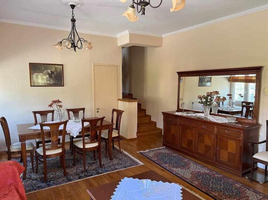 Villa Το Σπίτι Του Μύλου Των Ξωτικών à Tríkala Extérieur photo