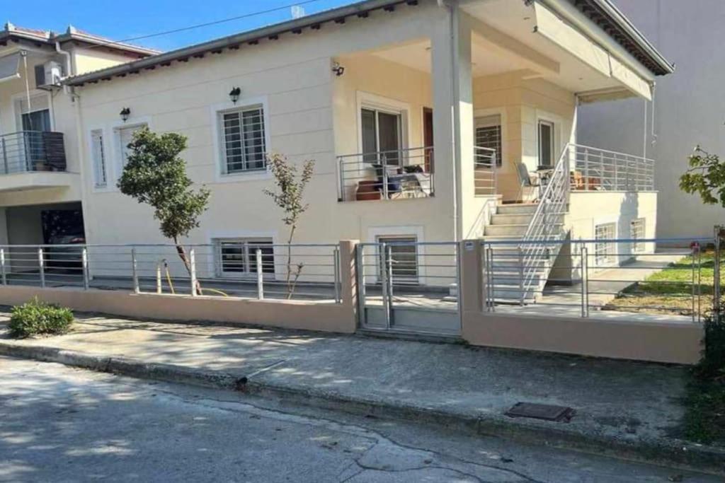 Villa Το Σπίτι Του Μύλου Των Ξωτικών à Tríkala Extérieur photo